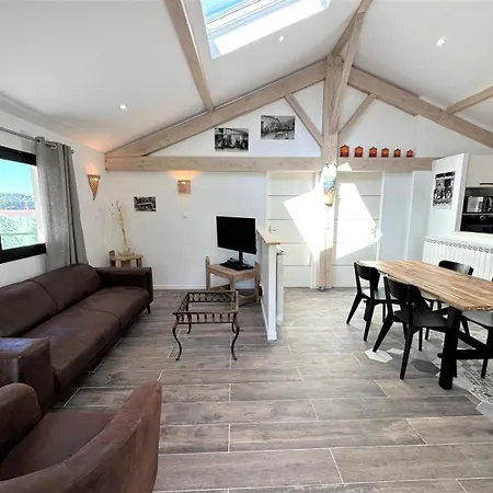 Nyaraló La Maison Poulet *