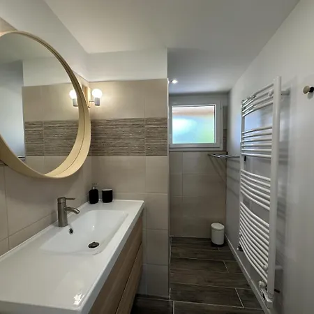 La Maison Poulet Nyaraló *